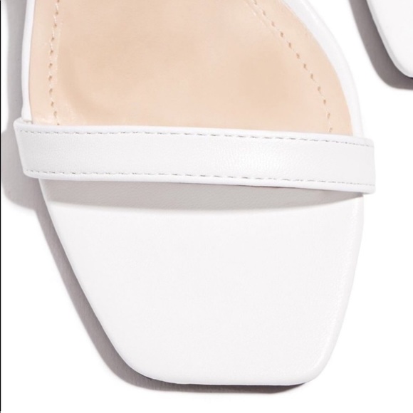 Double Strap Band Block Chunky Heels - Picture 3 of 7